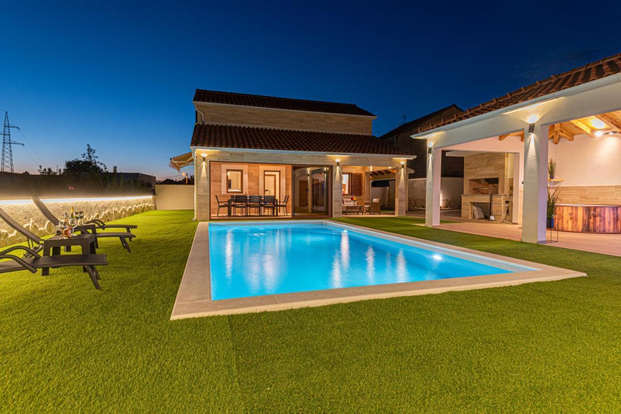 Casa Del Sol Villa Dubrava  Exteriör bild