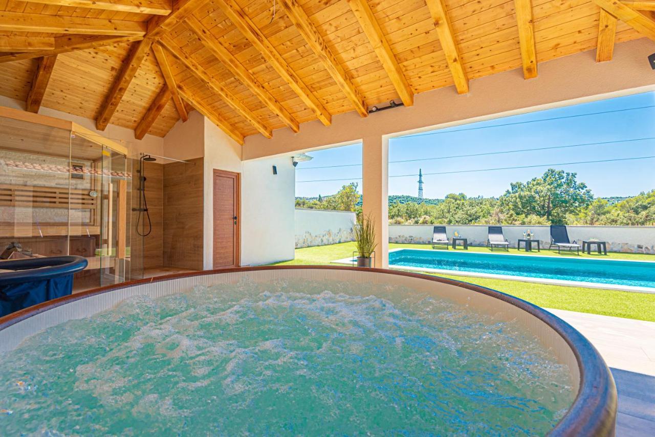Casa Del Sol Villa Dubrava  Exteriör bild