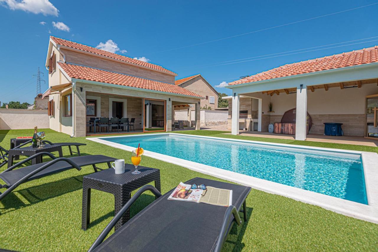 Casa Del Sol Villa Dubrava  Exteriör bild