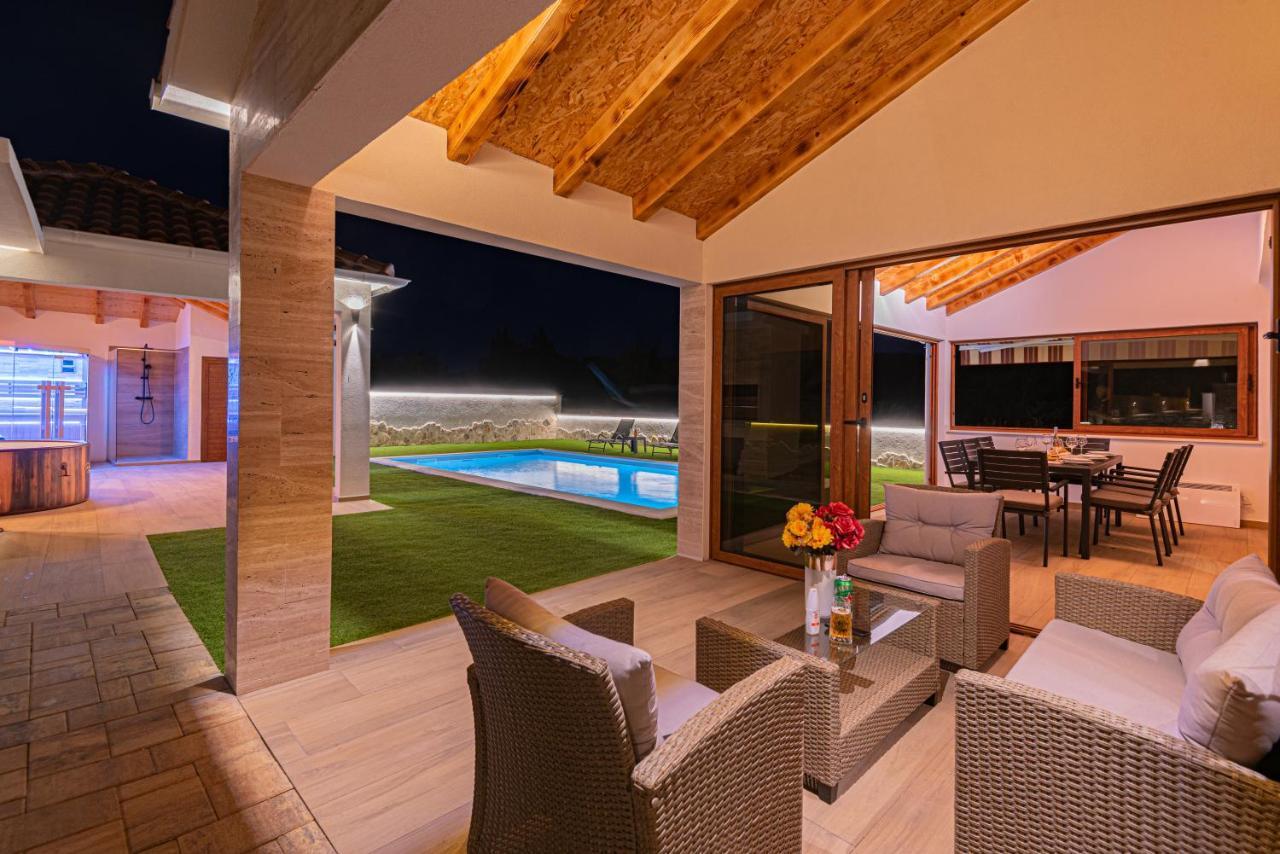 Casa Del Sol Villa Dubrava  Exteriör bild